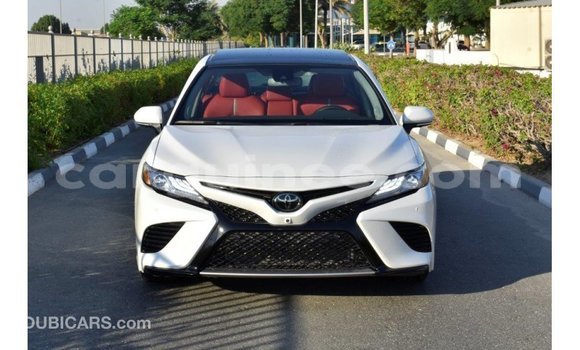 Buy Import Toyota Camry White Car in Import - Dubai in Conakry Buy Import Toyota Camry White Car in Import - Dubai in Conakry