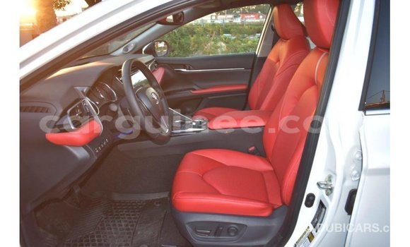 Buy Import Toyota Camry White Car in Import - Dubai in Conakry Buy Import Toyota Camry White Car in Import - Dubai in Conakry