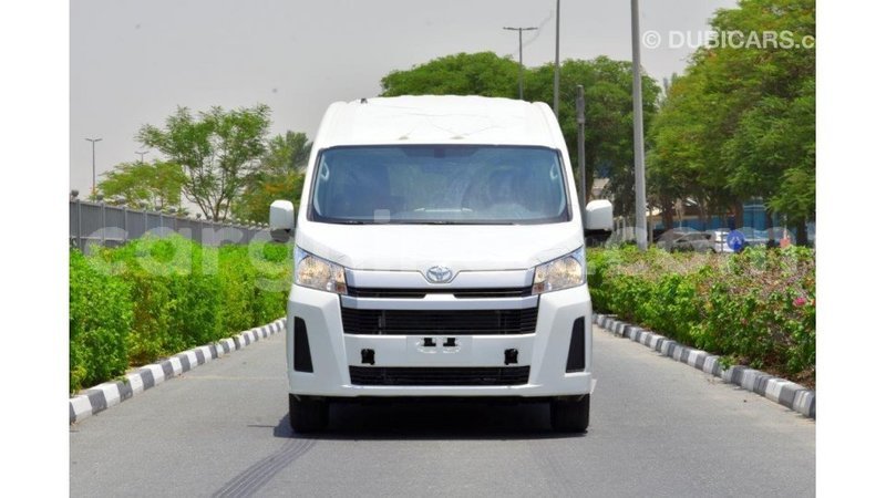Big with watermark toyota hiace conakry import dubai 4111