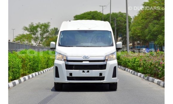 Buy Import Toyota Hiace White Car in Import - Dubai in Conakry Buy Import Toyota Hiace White Car in Import - Dubai in Conakry