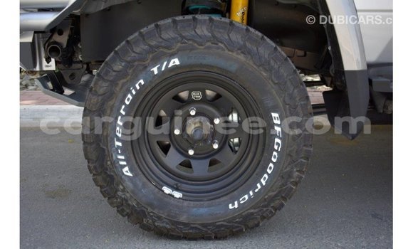Buy Import Toyota Land Cruiser Other Car in Import - Dubai in Conakry Buy Import Toyota Land Cruiser Other Car in Import - Dubai in Conakry