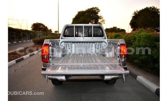Buy Import Toyota Hilux Other Car in Import - Dubai in Conakry Buy Import Toyota Hilux Other Car in Import - Dubai in Conakry