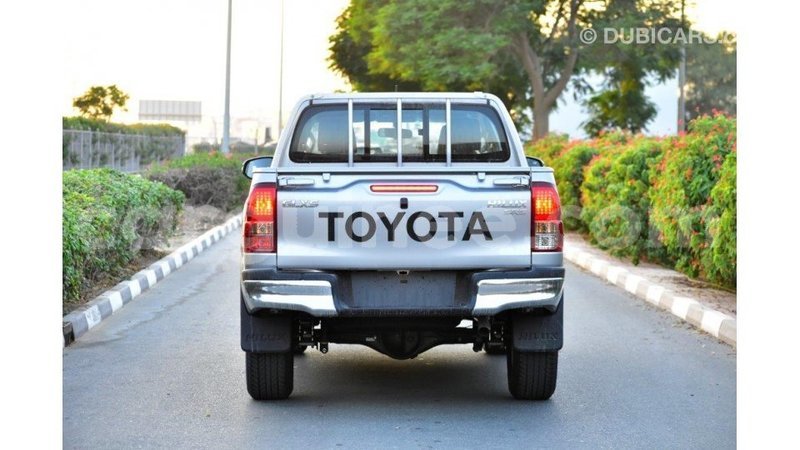 Big with watermark toyota hilux conakry import dubai 4113