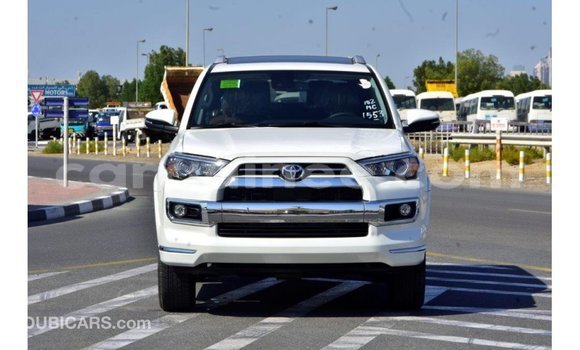 Buy Import Toyota 4Runner White Car in Import - Dubai in Conakry Buy Import Toyota 4Runner White Car in Import - Dubai in Conakry