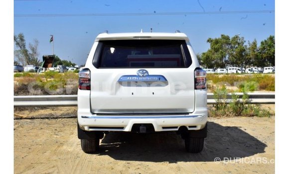 Buy Import Toyota 4Runner White Car in Import - Dubai in Conakry Buy Import Toyota 4Runner White Car in Import - Dubai in Conakry