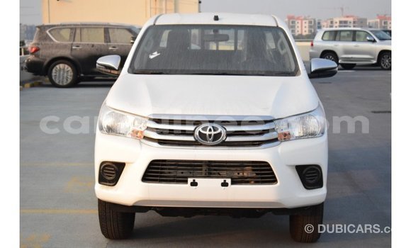 Buy Import Toyota Hilux White Car in Import - Dubai in Conakry Buy Import Toyota Hilux White Car in Import - Dubai in Conakry