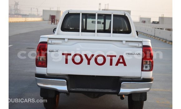 Buy Import Toyota Hilux White Car in Import - Dubai in Conakry Buy Import Toyota Hilux White Car in Import - Dubai in Conakry
