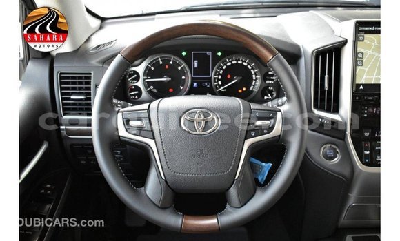 Buy Import Toyota Land Cruiser Black Car in Import - Dubai in Conakry Buy Import Toyota Land Cruiser Black Car in Import - Dubai in Conakry