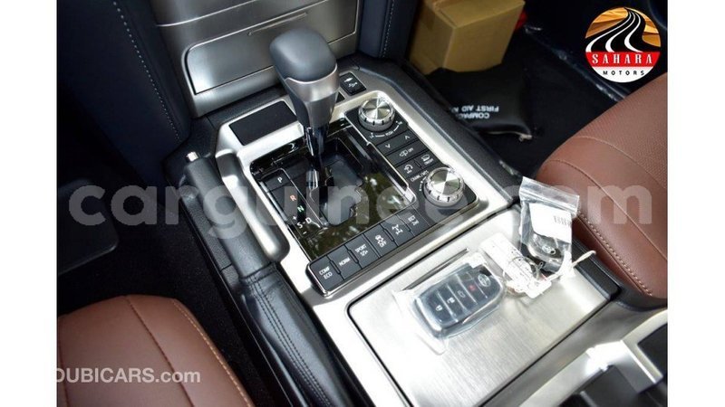 Big with watermark toyota land cruiser conakry import dubai 4118