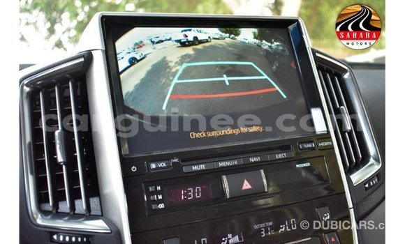 Buy Import Toyota Land Cruiser Black Car in Import - Dubai in Conakry Buy Import Toyota Land Cruiser Black Car in Import - Dubai in Conakry