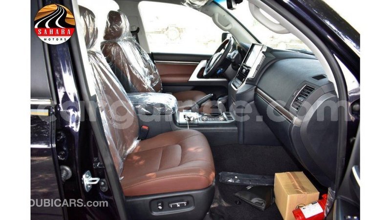 Big with watermark toyota land cruiser conakry import dubai 4118