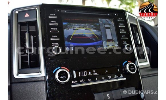 Buy Import Toyota Granvia White Car in Import - Dubai in Conakry Buy Import Toyota Granvia White Car in Import - Dubai in Conakry