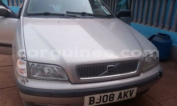 Acheter Occasion Voiture Volvo S40 Gris à Kaloum, Conakry