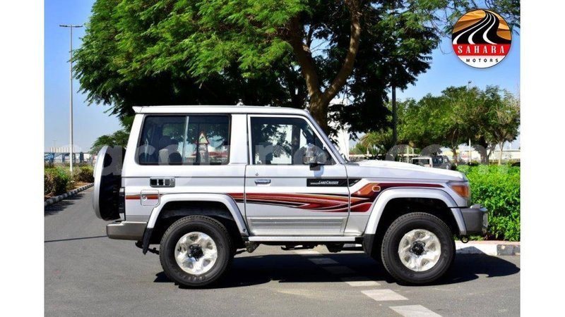 Big with watermark toyota land cruiser conakry import dubai 4122