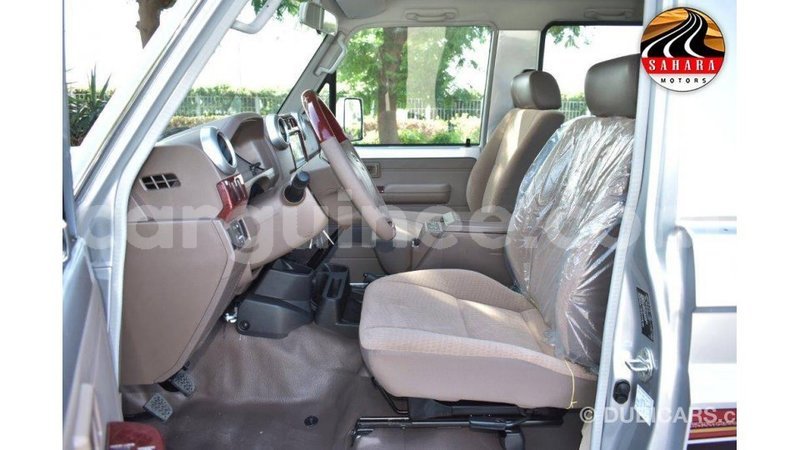 Big with watermark toyota land cruiser conakry import dubai 4122