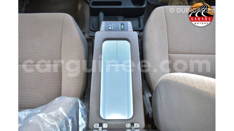 Big with watermark toyota land cruiser conakry import dubai 4122