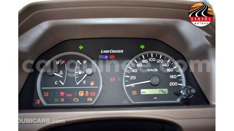 Big with watermark toyota land cruiser conakry import dubai 4122