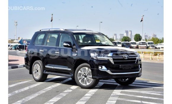Buy Import Toyota Land Cruiser Black Car in Import - Dubai in Conakry Buy Import Toyota Land Cruiser Black Car in Import - Dubai in Conakry