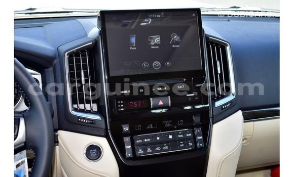 Buy Import Toyota Land Cruiser Black Car in Import - Dubai in Conakry Buy Import Toyota Land Cruiser Black Car in Import - Dubai in Conakry