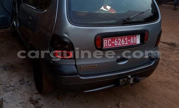 Acheter Occasion Voiture Renault Megane Gris à Kaloum au Conakry Acheter Occasion Voiture Renault Megane Gris à Kaloum au Conakry