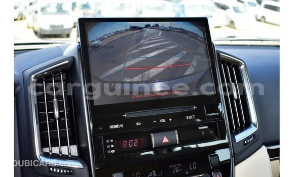 Buy Import Toyota Land Cruiser Black Car in Import - Dubai in Conakry Buy Import Toyota Land Cruiser Black Car in Import - Dubai in Conakry
