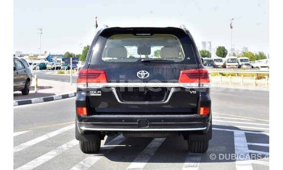 Buy Import Toyota Land Cruiser Black Car in Import - Dubai in Conakry Buy Import Toyota Land Cruiser Black Car in Import - Dubai in Conakry