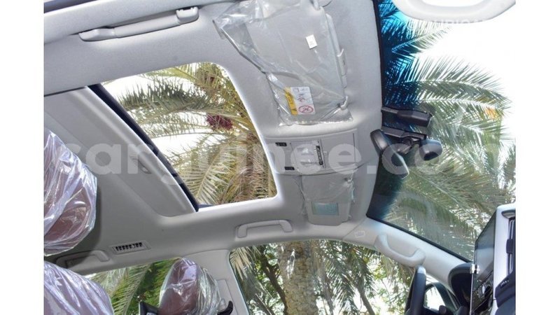 Big with watermark toyota land cruiser conakry import dubai 4126