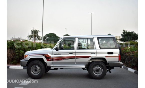Buy Import Toyota Land Cruiser Other Car in Import - Dubai in Conakry Buy Import Toyota Land Cruiser Other Car in Import - Dubai in Conakry