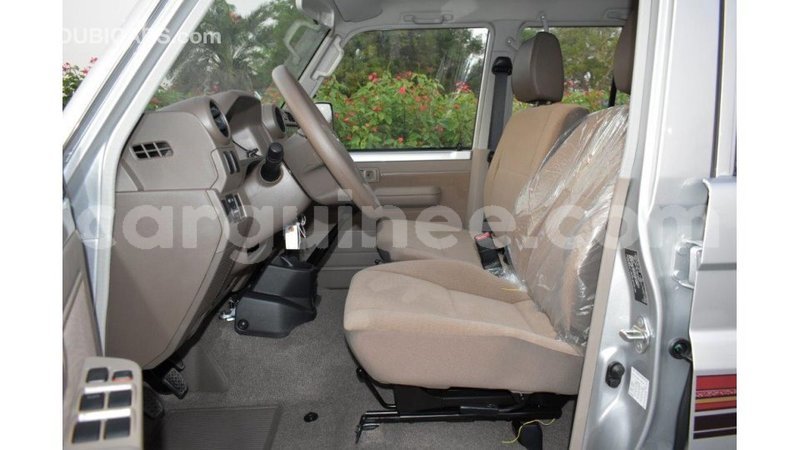 Big with watermark toyota land cruiser conakry import dubai 4128