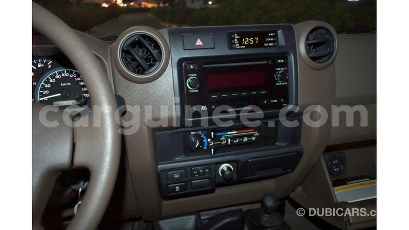 Big with watermark toyota land cruiser conakry import dubai 4128