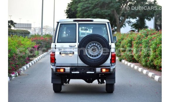 Buy Import Toyota Land Cruiser Other Car in Import - Dubai in Conakry Buy Import Toyota Land Cruiser Other Car in Import - Dubai in Conakry