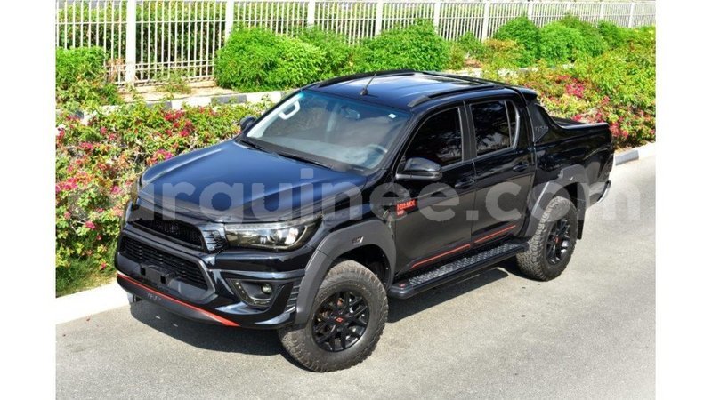 Big with watermark toyota hilux conakry import dubai 4129