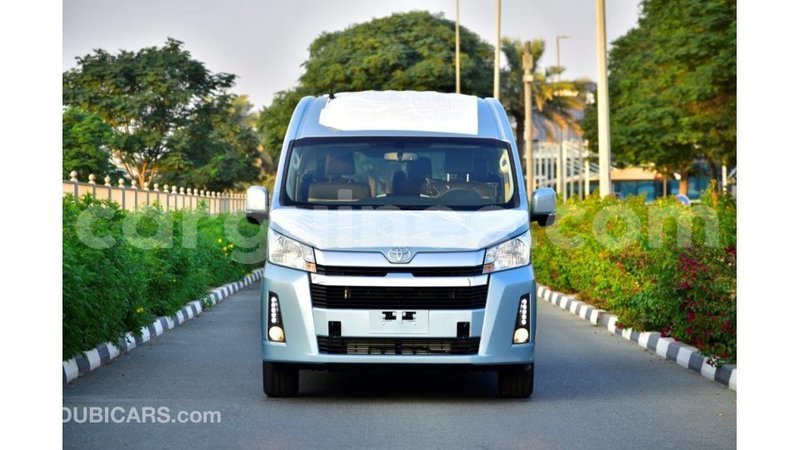 Big with watermark toyota hiace conakry import dubai 4130