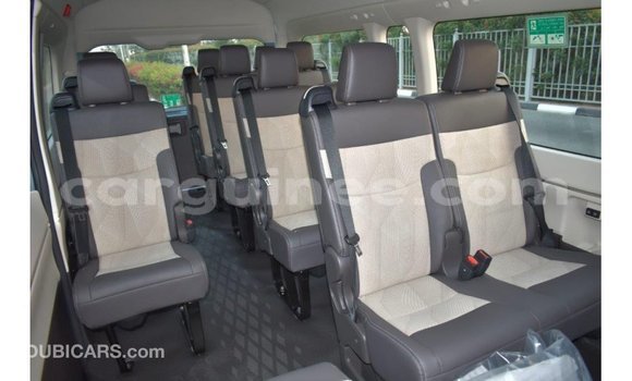 Buy Import Toyota Hiace Blue Car in Import - Dubai in Conakry Buy Import Toyota Hiace Blue Car in Import - Dubai in Conakry