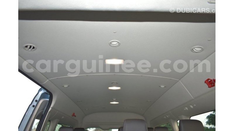 Big with watermark toyota hiace conakry import dubai 4130