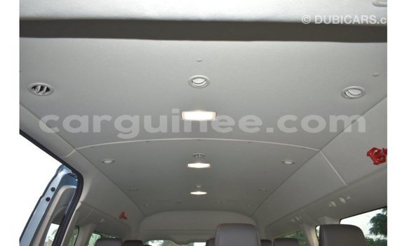 Buy Import Toyota Hiace Blue Car in Import - Dubai in Conakry Buy Import Toyota Hiace Blue Car in Import - Dubai in Conakry