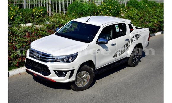 Buy Import Toyota Hilux White Car in Import - Dubai in Conakry Buy Import Toyota Hilux White Car in Import - Dubai in Conakry