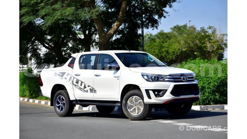 Big with watermark toyota hilux conakry import dubai 4134