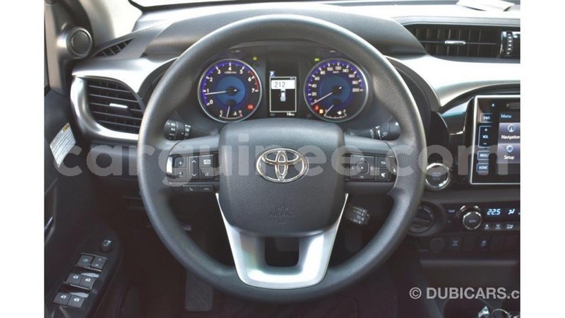 Big with watermark toyota hilux conakry import dubai 4134