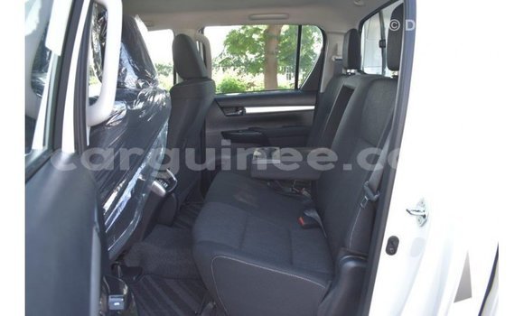 Buy Import Toyota Hilux White Car in Import - Dubai in Conakry Buy Import Toyota Hilux White Car in Import - Dubai in Conakry