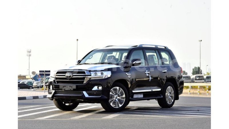 Big with watermark toyota land cruiser conakry import dubai 4136