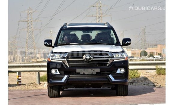 Buy Import Toyota Land Cruiser Black Car in Import - Dubai in Conakry Buy Import Toyota Land Cruiser Black Car in Import - Dubai in Conakry