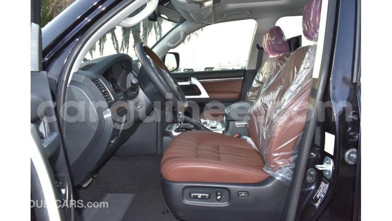 Big with watermark toyota land cruiser conakry import dubai 4136