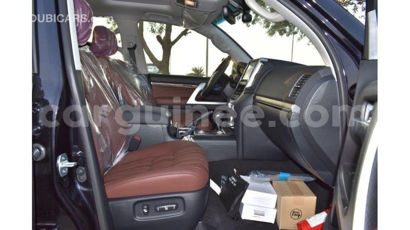 Big with watermark toyota land cruiser conakry import dubai 4136