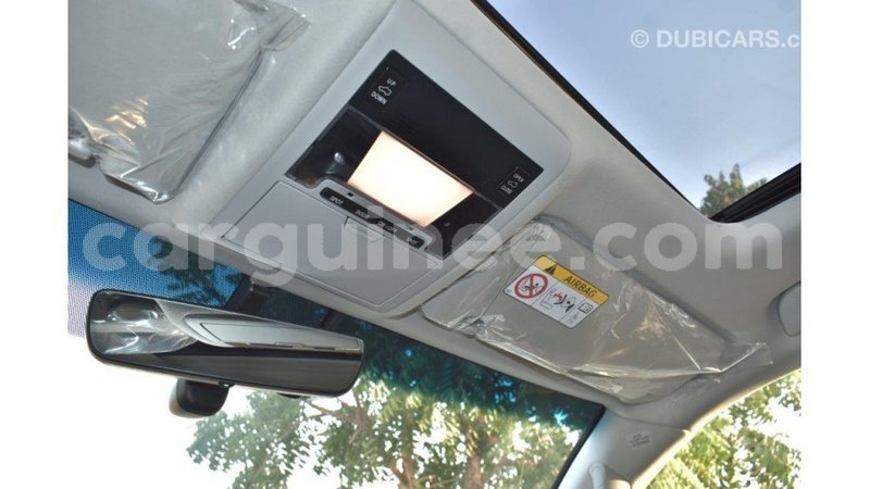Big with watermark toyota land cruiser conakry import dubai 4136