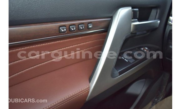 Buy Import Toyota Land Cruiser Black Car in Import - Dubai in Conakry Buy Import Toyota Land Cruiser Black Car in Import - Dubai in Conakry