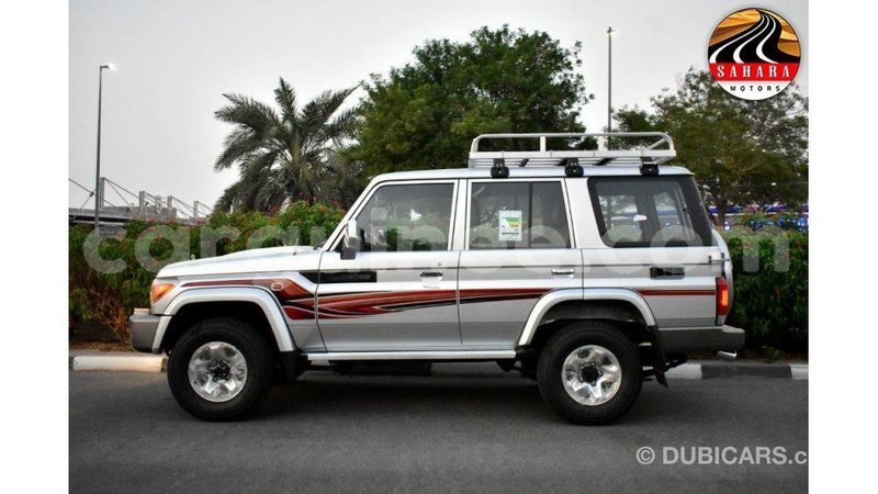 Big with watermark toyota land cruiser conakry import dubai 4138