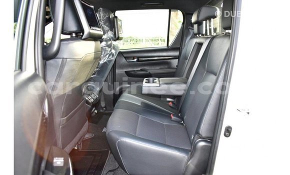 Buy Import Toyota Hilux White Car in Import - Dubai in Conakry Buy Import Toyota Hilux White Car in Import - Dubai in Conakry