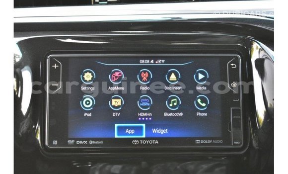 Buy Import Toyota Hilux White Car in Import - Dubai in Conakry Buy Import Toyota Hilux White Car in Import - Dubai in Conakry