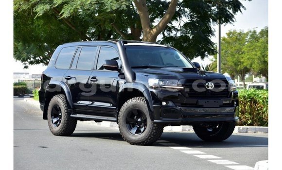 Buy Import Toyota Land Cruiser Black Car in Import - Dubai in Conakry Buy Import Toyota Land Cruiser Black Car in Import - Dubai in Conakry